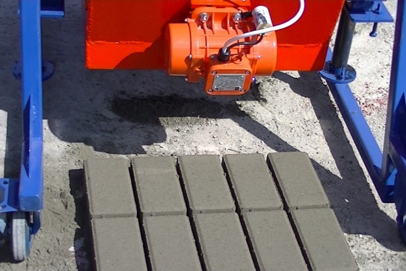 Stroje na výrobu betonových prvkov